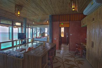Koh Tao Bamboo Huts