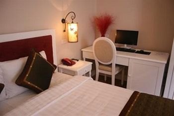 Calypso Grand Hotel