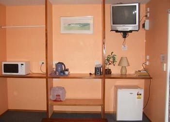 Albert Number 6 Motel