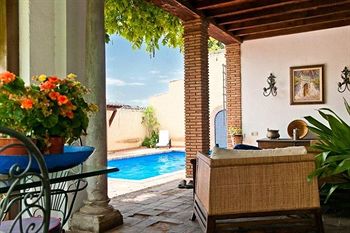 Apartamentos Turisticos Alhambra