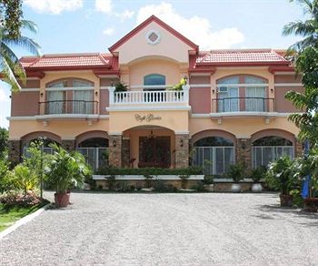 San Remigio Beach Club Sports and Leisure Resort