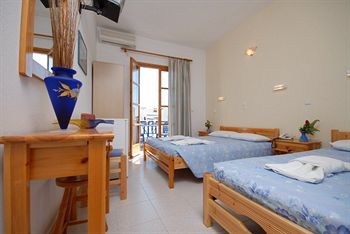 Zeus Hotel