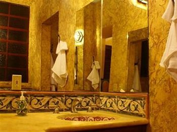 Casa Alebrijes Gay Hotel