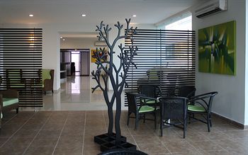Hotel Embajadores