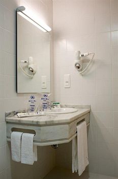 Hotel Feira Pedra Bela