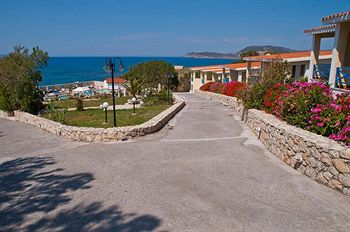 Lassion Golden Bay Hotel & Resort