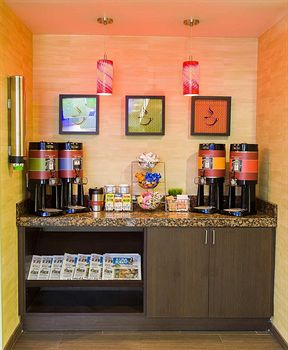 Hampton Suites Tulsa Central