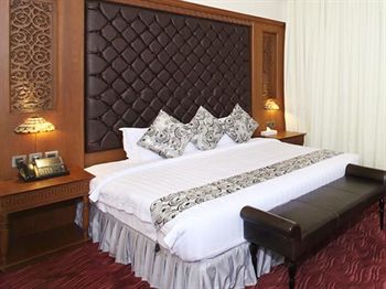 Platinum Hotel