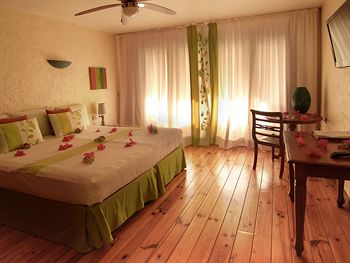 Raiatea Lodge Hotel