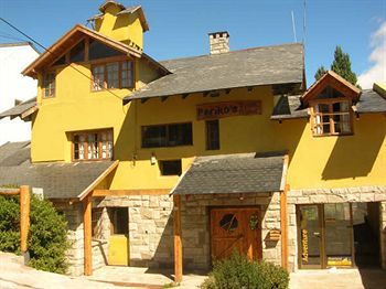 Periko's Youth Hostel