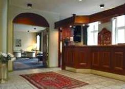 Hotel Medio