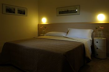 Holiday Fever B&B