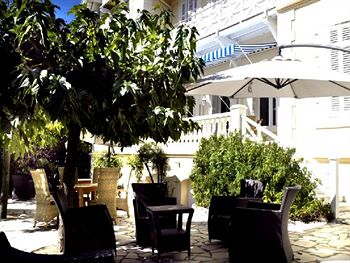 Romantic HÃ´tel La ChÃªneraie