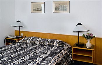Club Tihany Hotel