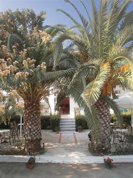 Achilles Hotel