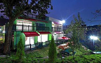 Bellus Rose Pension Hotel