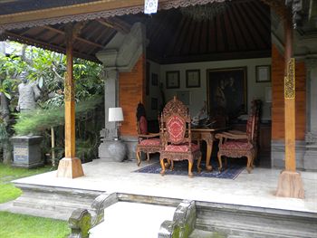 Taman Suci Suite and Villas