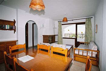 Apartamentos Ros