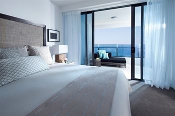 Sea Temple Surfers Paradise