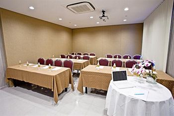 Parc Sovereign Hotel