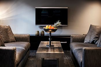 The Lamp Hotel Norrkoping
