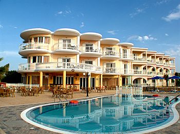 Arkadia Luxury Hotel Apartments