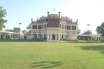 Khaas Bagh Heritage Hotel