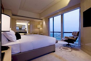 Hilton Dalian