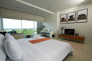 Samudra Hua Hin Suites