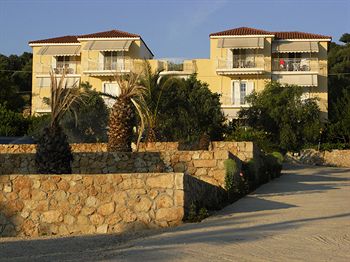 Oskars Studios & Apartments
