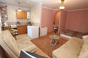 Central Serviced Apartments at Mironova street