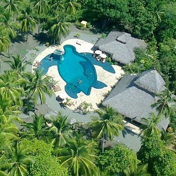 Clandestino Beach Resort