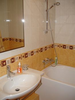 Donbass Arena Apartments