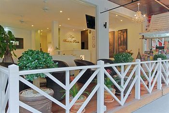 Arya Boutique Room