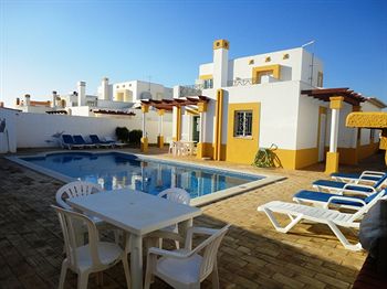 Villa Golfinho