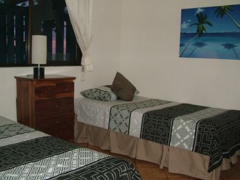 Pacific Lagoon Apartments