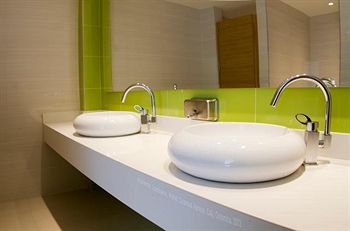 Cosmos Xpress Hotel Cali