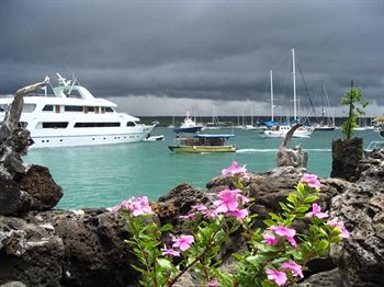 Angermeyer Waterfront Inn