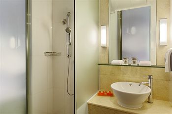 Holiday Inn Express Hong Kong Soho