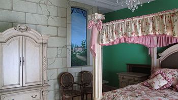 Castle Dubiecko