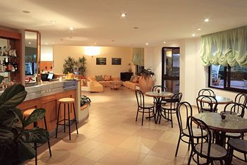 Hotel Punta Faro