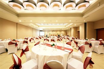 Adhi Jaya Sunset Hotel