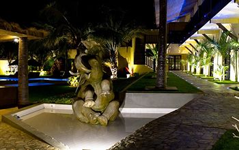 The Rhino Resort Hotel &amp; Spa