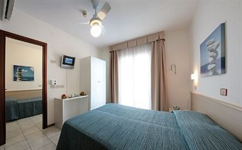 Hotel Athena
