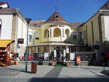 Astoria HÃ©vÃ­z Panzio Cafe