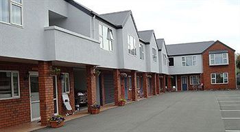 Rosewood Court Motel