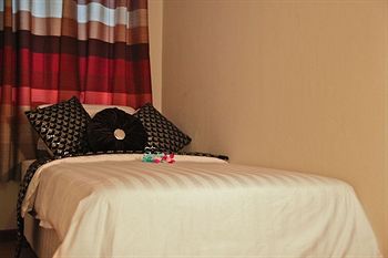 Arenaa Deluxe Hotel