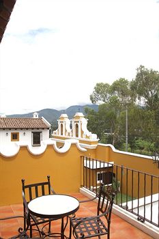 Las Clarisas Residential Hotel