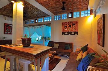 Mead's Benoa Palm Boutique Hotel