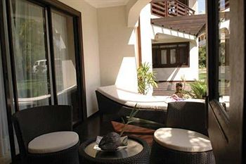 Lifestyle Royal Suites